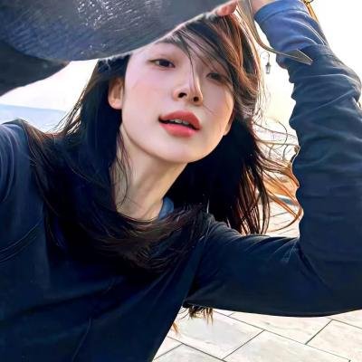 某影帝之子豪车代步炫富，工作室声明未澄清，整整一周引热议